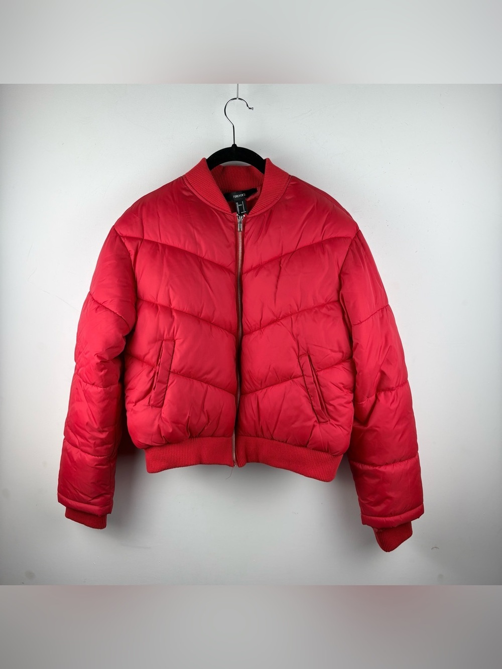 Women’s Red Puffer Quilted Full Zip Bomber Coat Jacket Small Winter Holiday Chic
